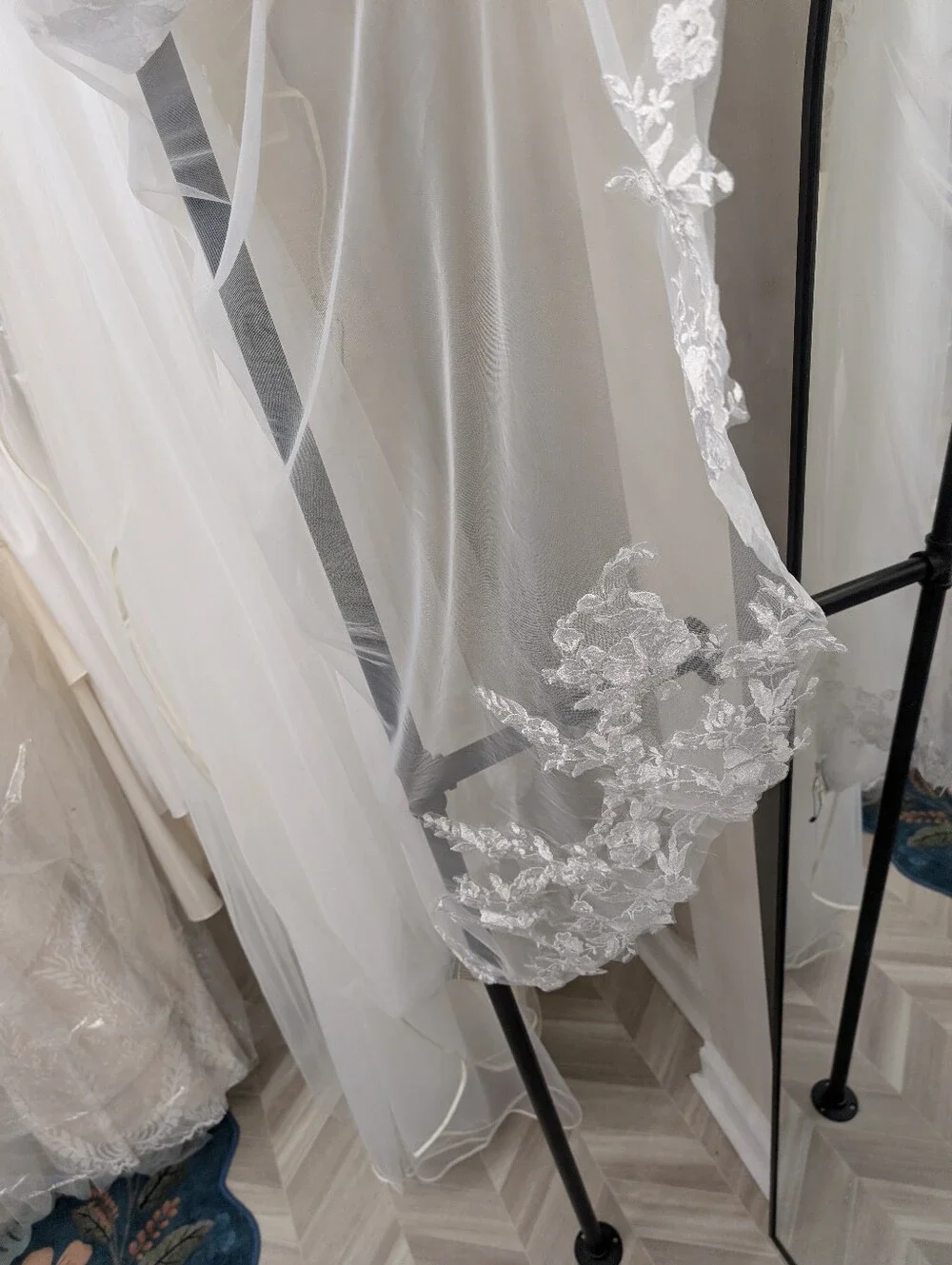 Bulk Long Wedding Veils And Accessories
